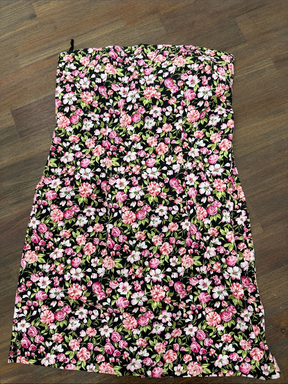 the clothing company Black Floral Strapless Mini Dress - Pink & Green